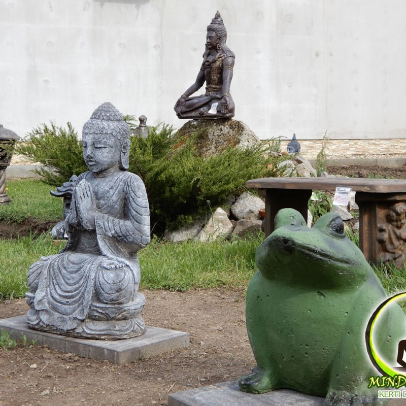 Mindent 'Is' kerti dekoráció 66